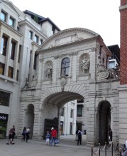 Also seen here: Temple Bar, the only surviving gateway to the City of London, although it was replaced after the fire and then moved in 1878 because it was impeding traffic (kind of admire that they didn't put historical sentimentality before practicality).